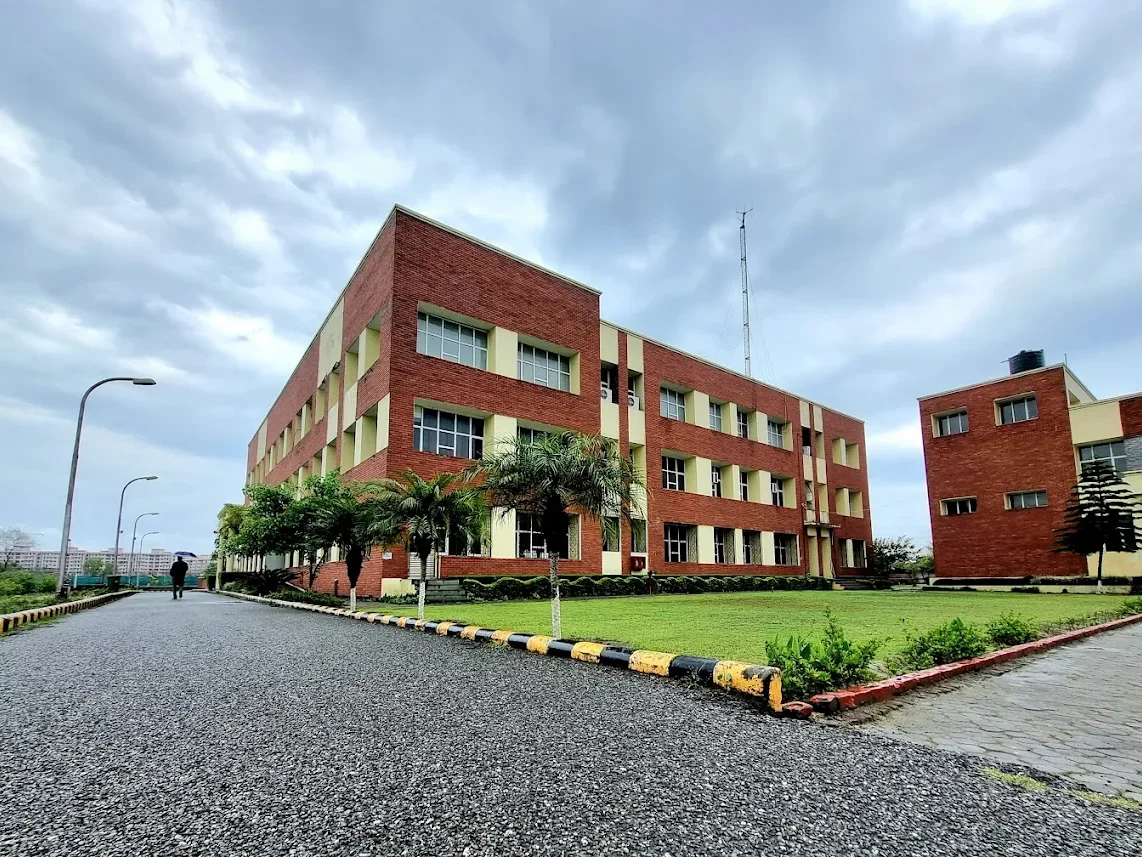Jigyasa University dehradun