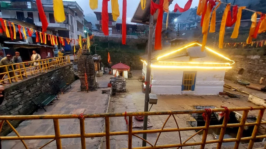 Triyuginarayan Temple Wedding Package 2026 – Complete Guide 1 Triyuginarayan Temple Wedding decoration