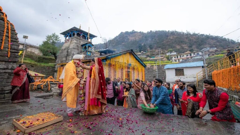 Triyuginarayan Temple Wedding Package 2026 – Complete Guide 2 Triyuginarayan Temple Wedding photo