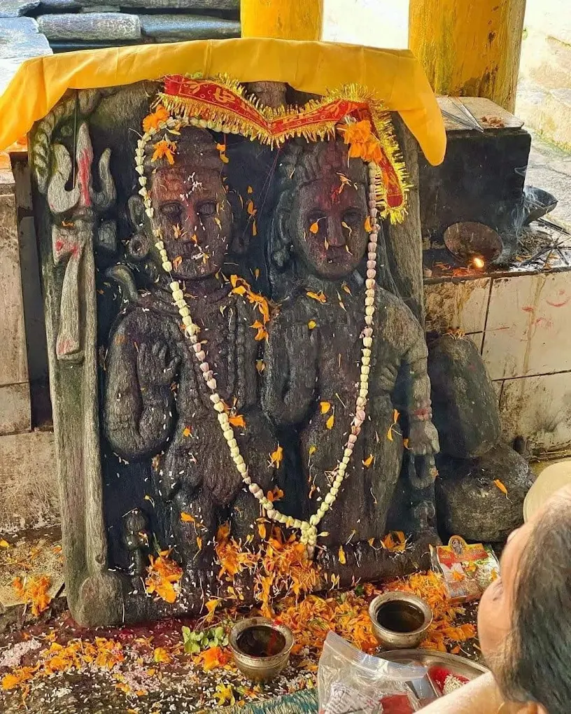 Triyuginarayan Temple Wedding Package 2026 – Complete Guide 6 Triyuginarayan Temple god